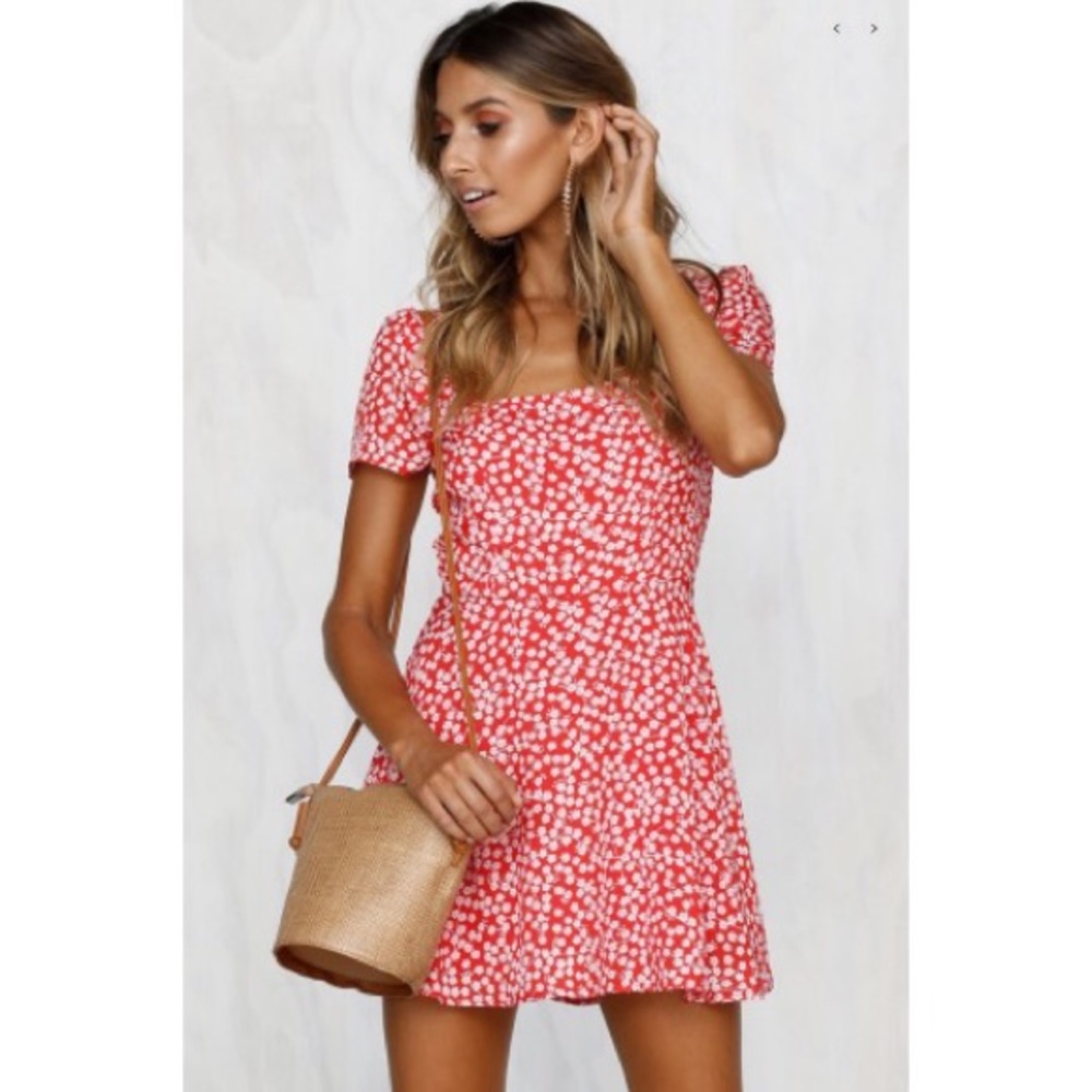 runway scout mitchy mini dress red small